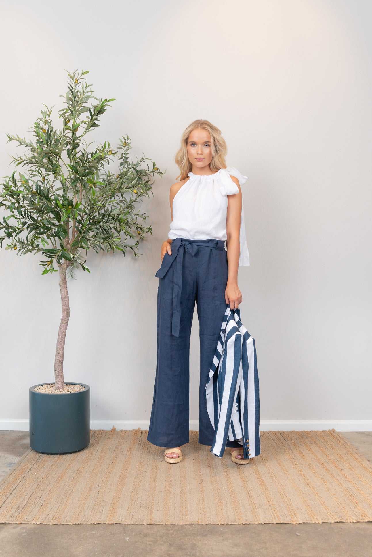 AMALFI Bow Top