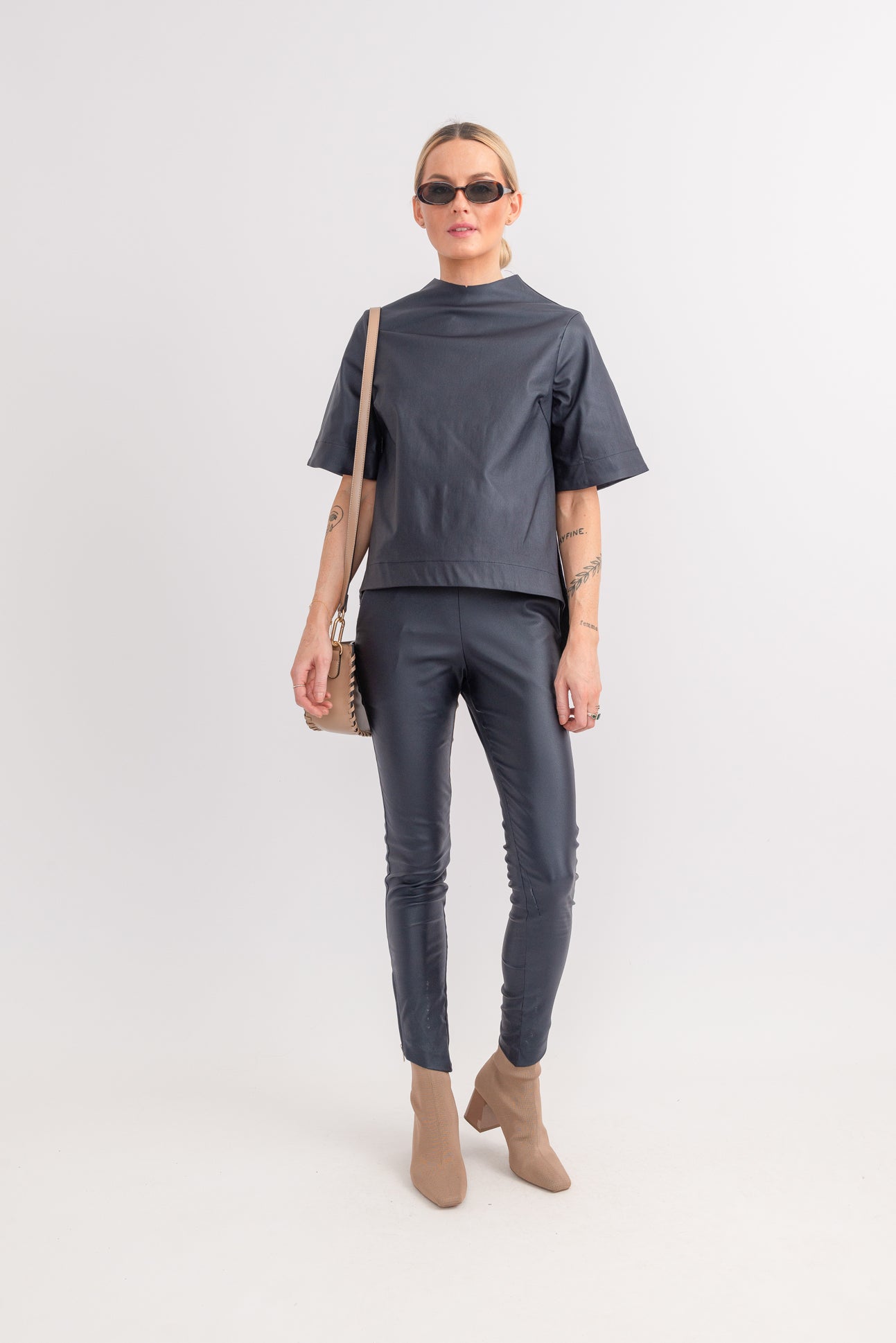 NEW YORK High -Lo Tee