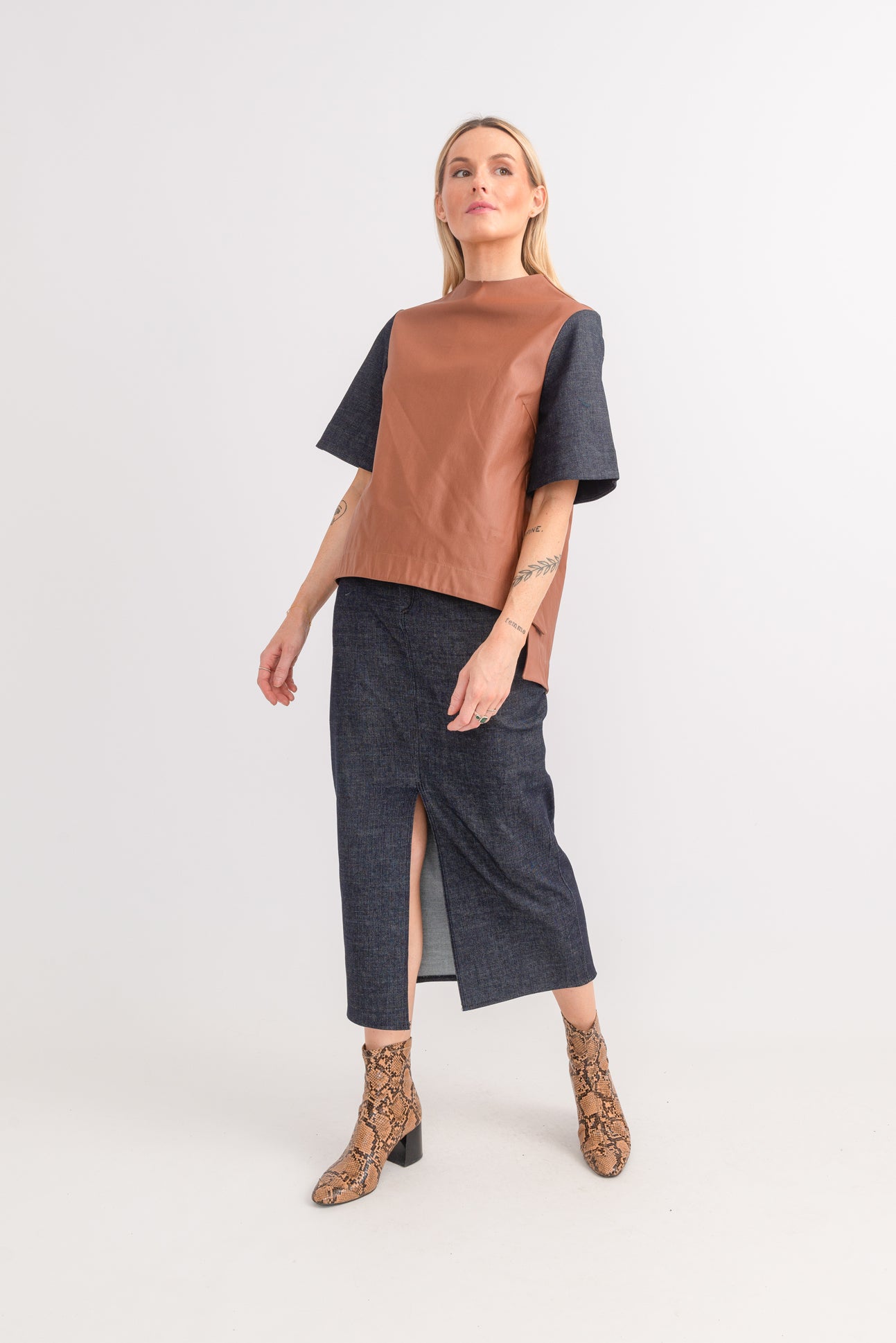NEW YORK High -Lo Tee