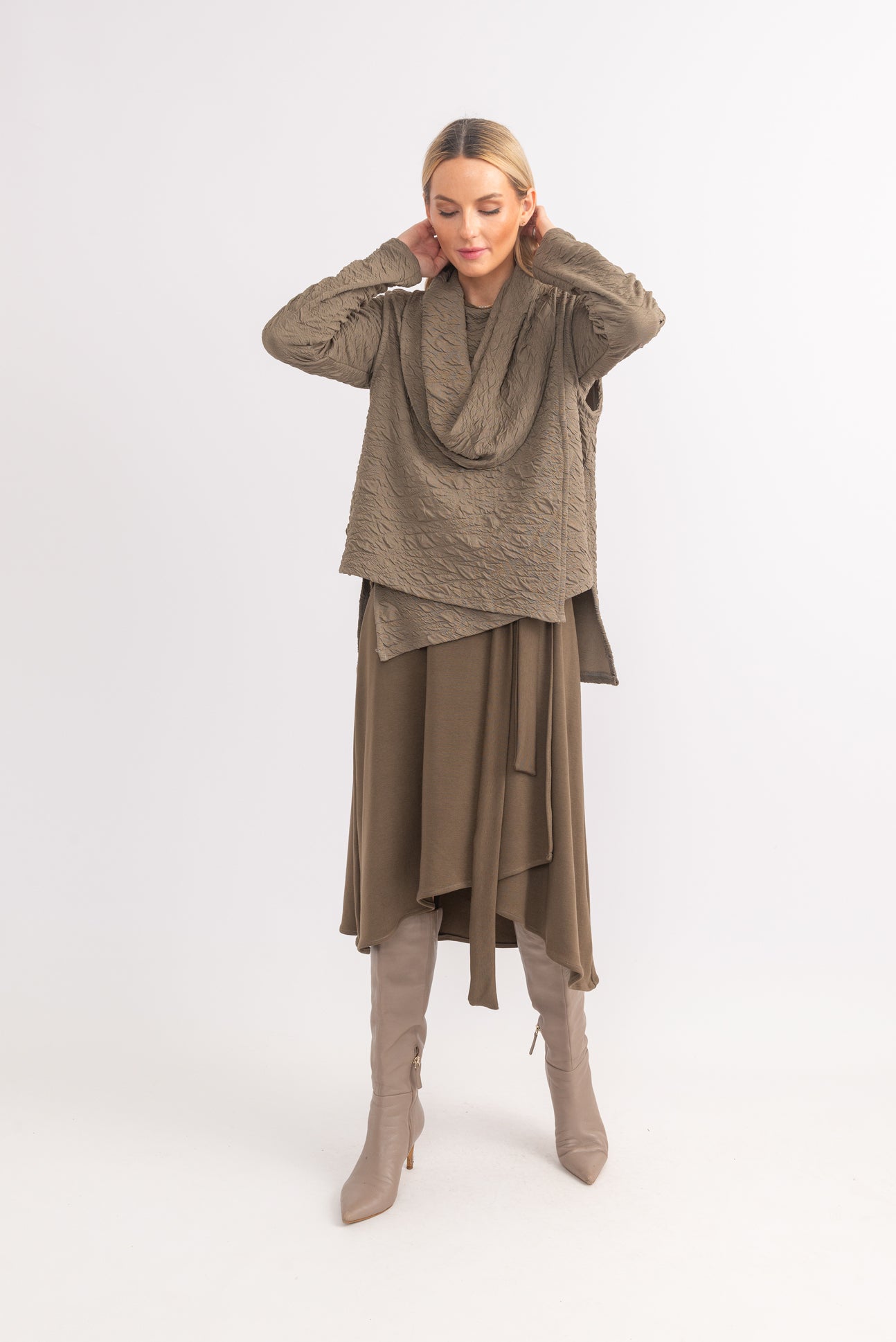 LONDON Cowl Neck Vest