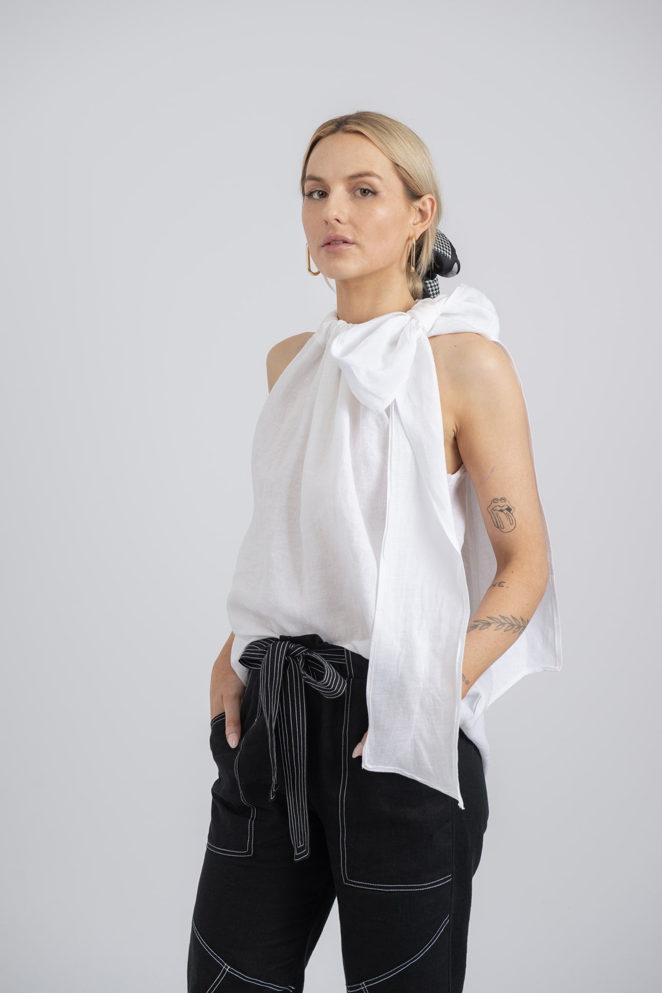SINGAPORE Bow Top