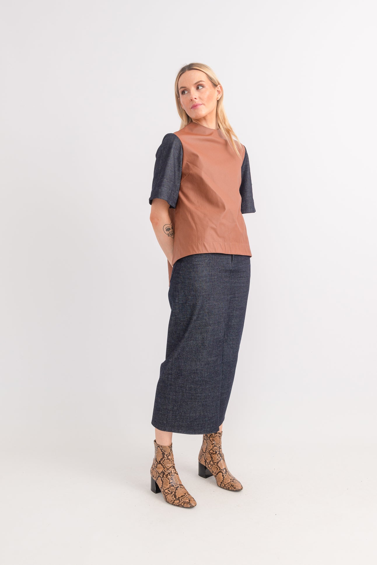 LA Straight Skirt