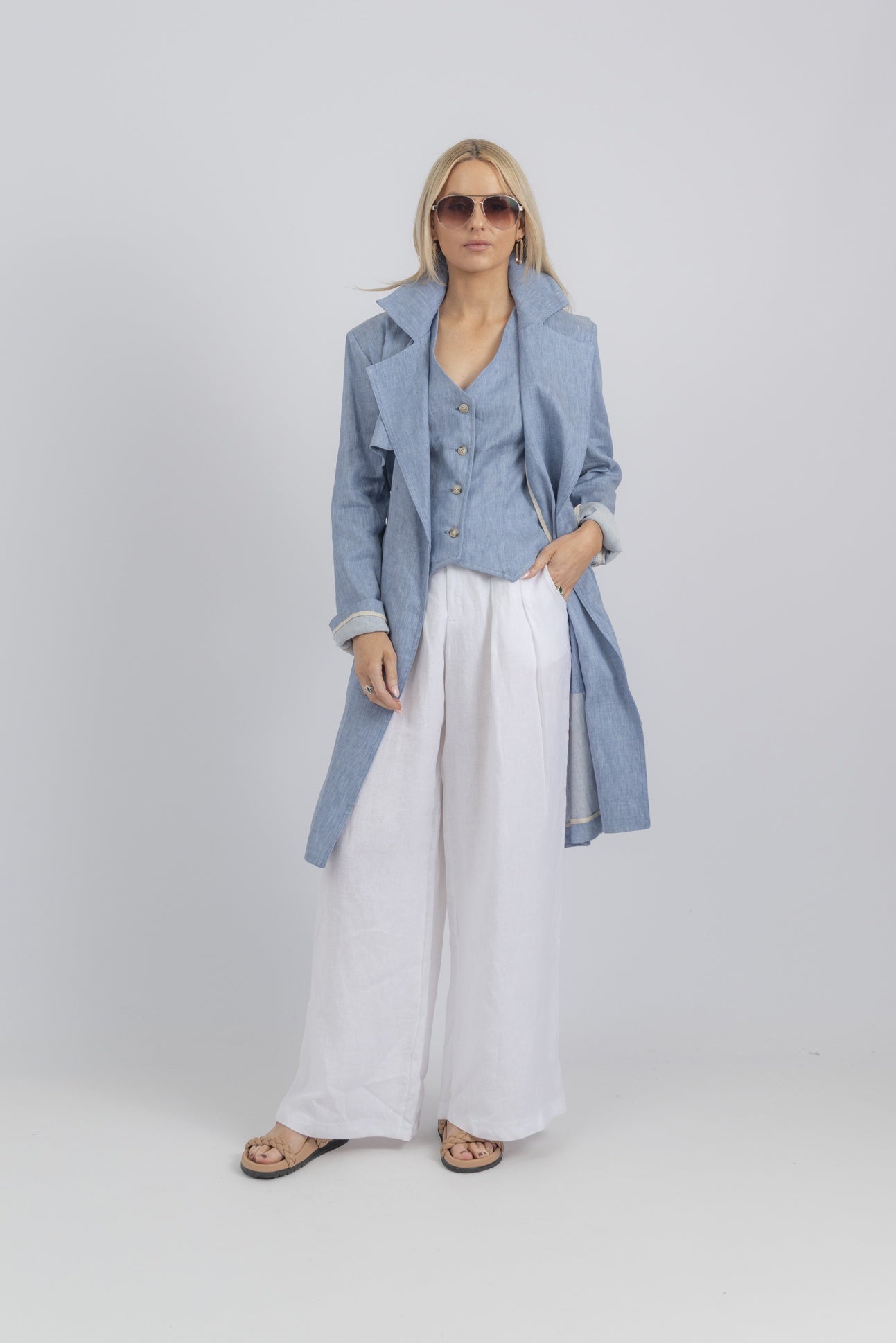 SS23 Air Linen Trench